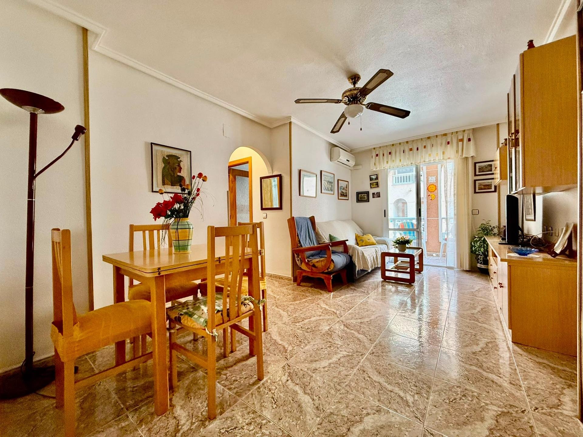 Wohnung in Torrevieja, Alicante, Spanien 2 Schlafzimmer, 66 m2 Nr. 194949