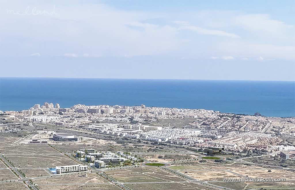 Appartamento a Torrevieja, Alicante, Spagna 3 camere da letto, 93 mq. N° 104993