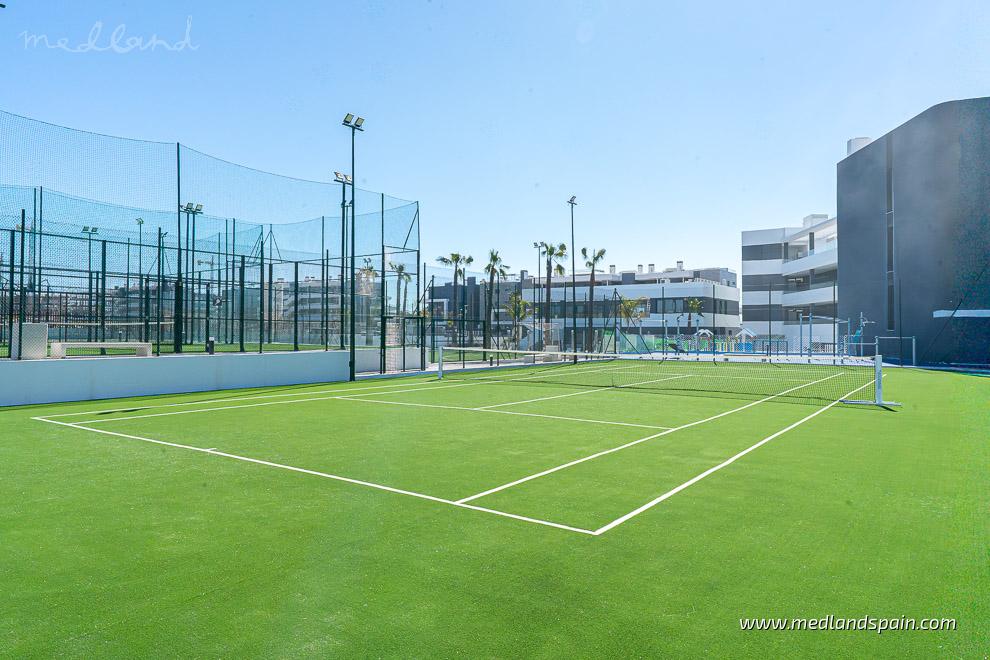Apartamento en Torrevieja, Alicante, España 1 dormitorio, 55 m2 No. 104991