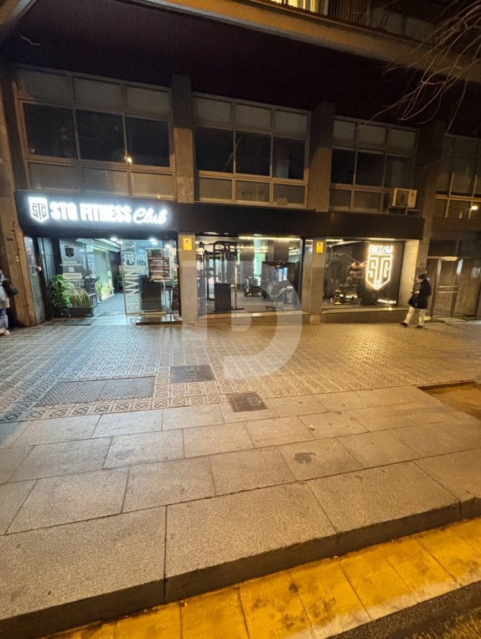 Gewerbeimmobilien in Barcelona, Spanien 549 m2 Nr. 154897