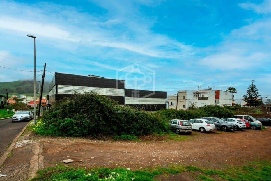 Liikekiinteistö San Cristobal de La Laguna, Tenerife, Espanja 6472 m2 No. 151449