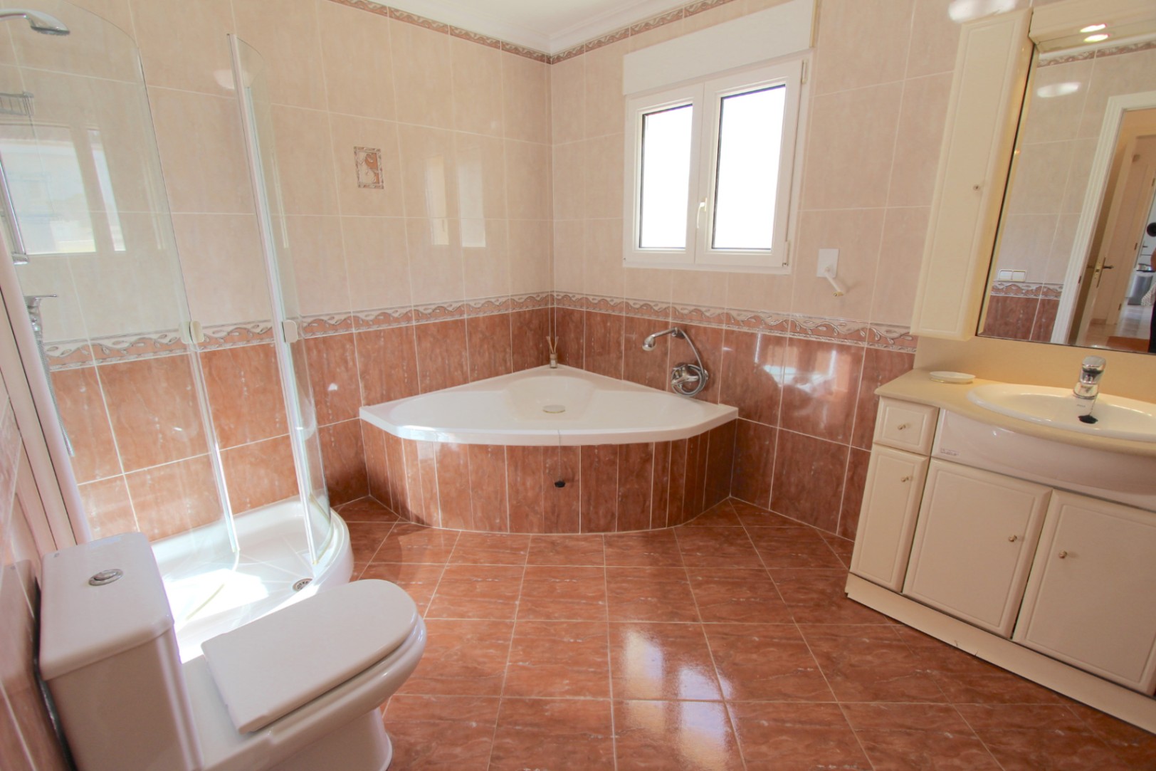 Villa in Benissa, Alicante, Spanien 4 Schlafzimmer, 280 m2 Nr. 139161