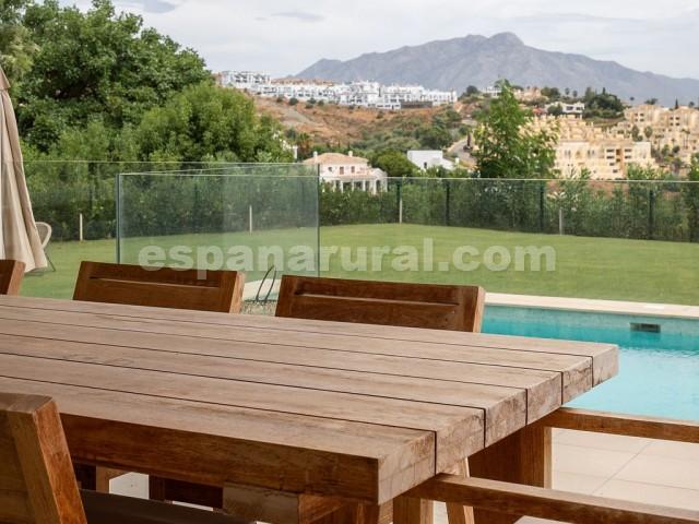 Huvila Benahavis, Malaga, Espanja 4 makuuhuonetta, 423 m2 No. 144178