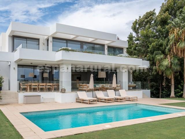 Huvila Benahavis, Malaga, Espanja 4 makuuhuonetta, 423 m2 No. 144178