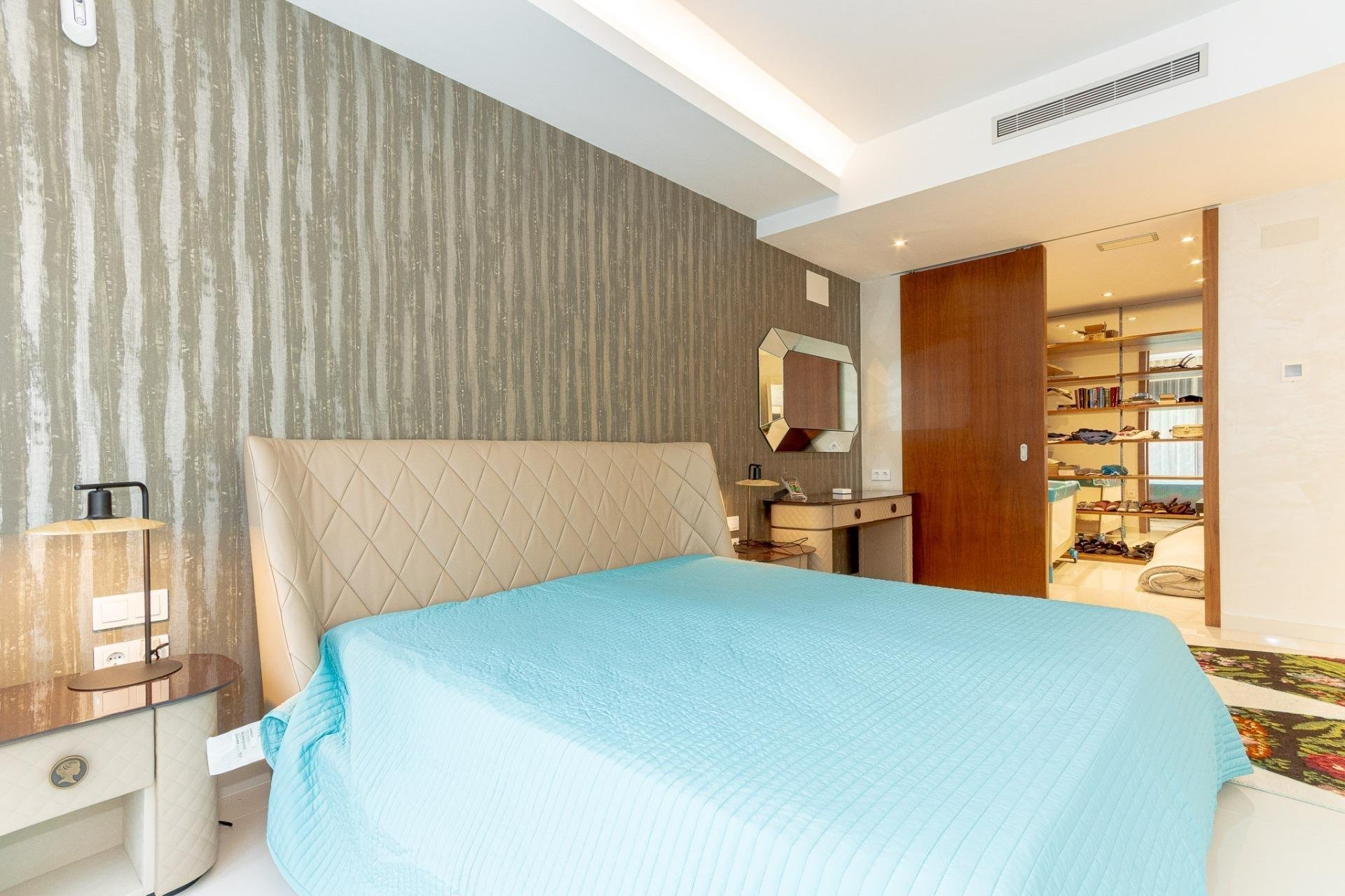 Huvila Campoamor, Alicante, Espanja 4 makuuhuonetta, 190 m2 No. 144179