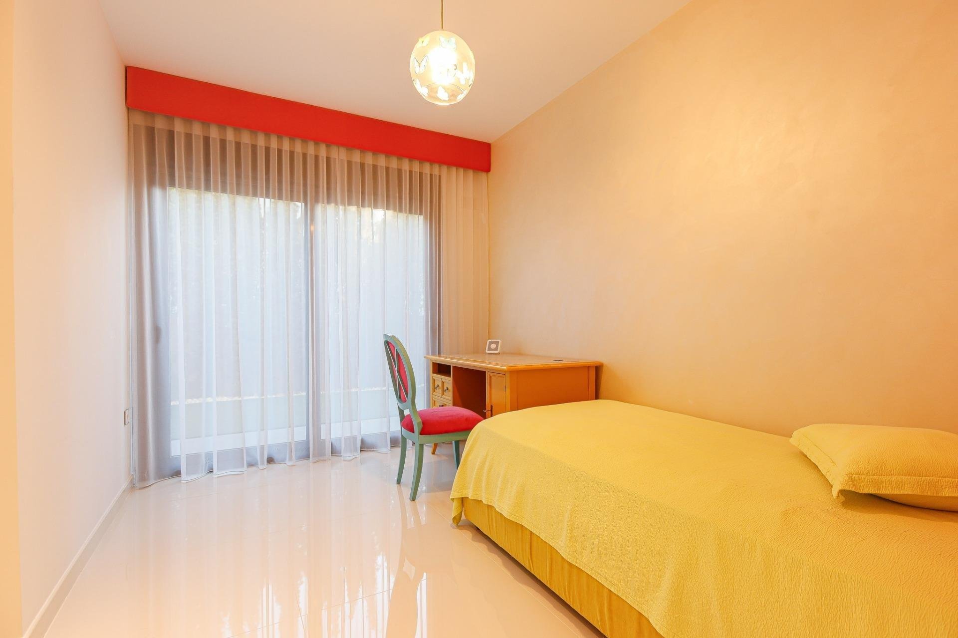 Huvila Campoamor, Alicante, Espanja 4 makuuhuonetta, 190 m2 No. 144179