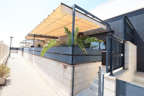 Townhouse in Alicante, Spain 3 bedrooms, 123 sq.m. No. 190370