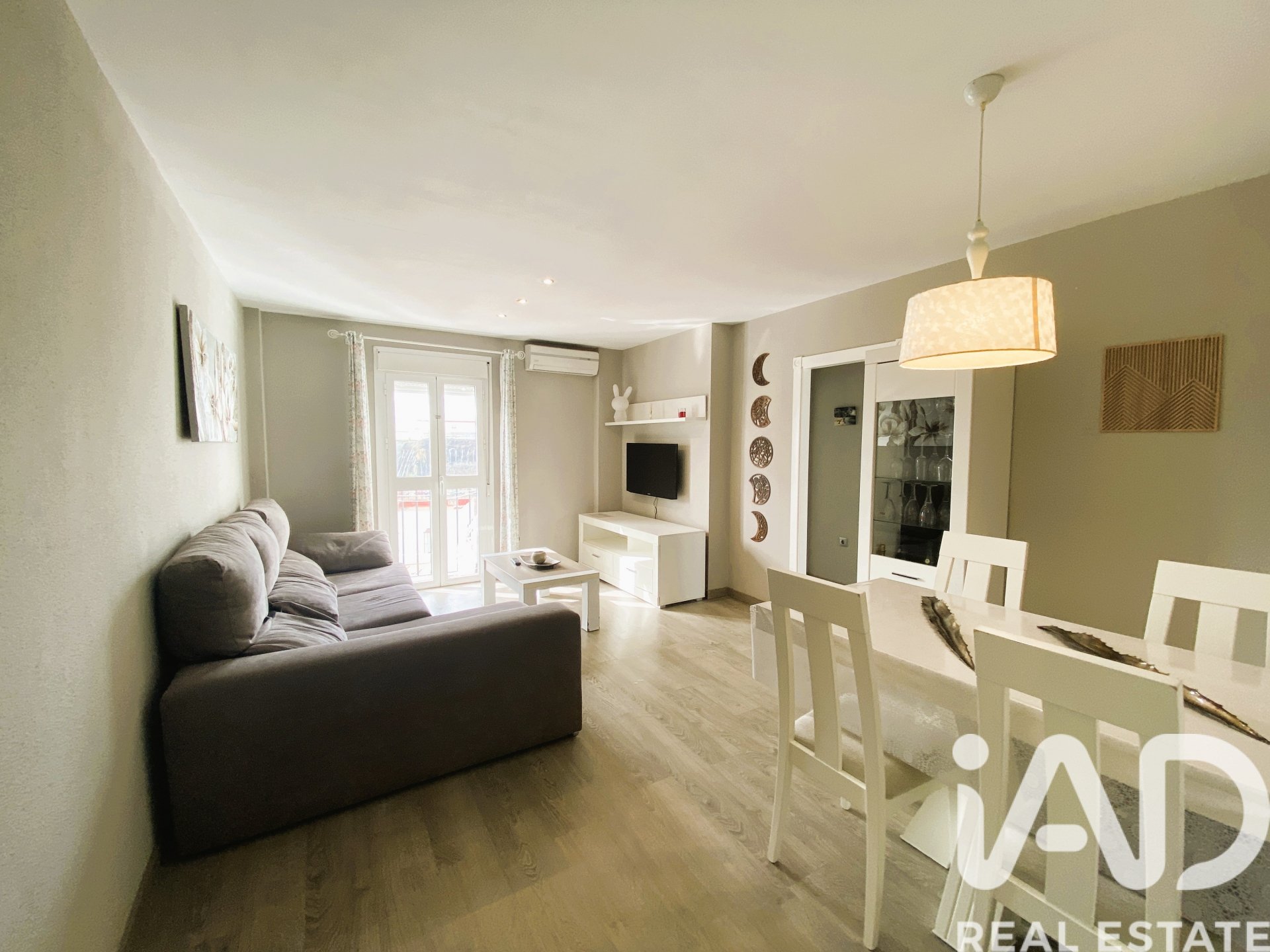 Apartment à Chiclana de la Frontera, Cadiz, Espagne 2 chambres, 63 m2 No. 185302