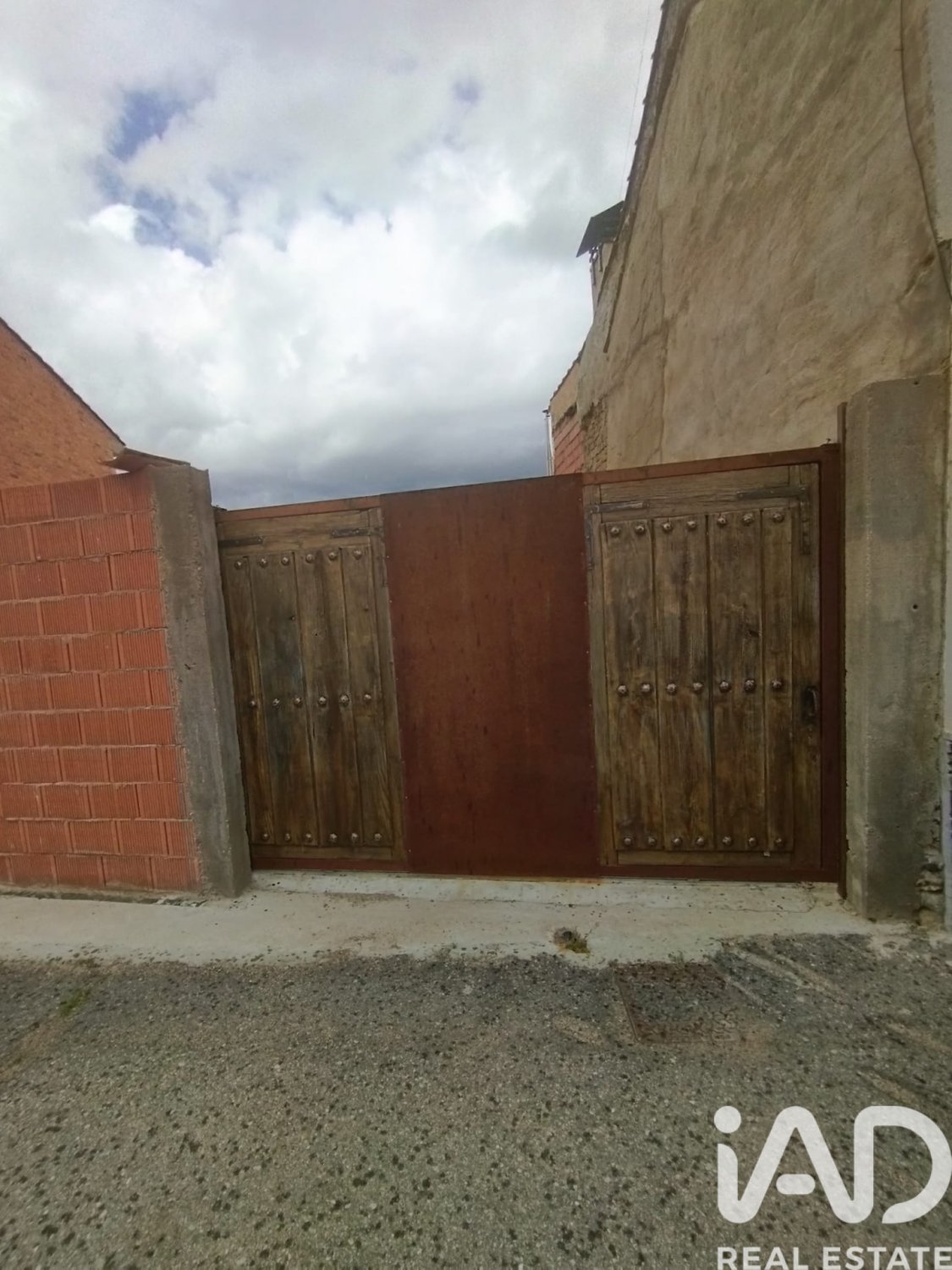 Land plot in Leon, Spain 204 sq.m. No. 185300