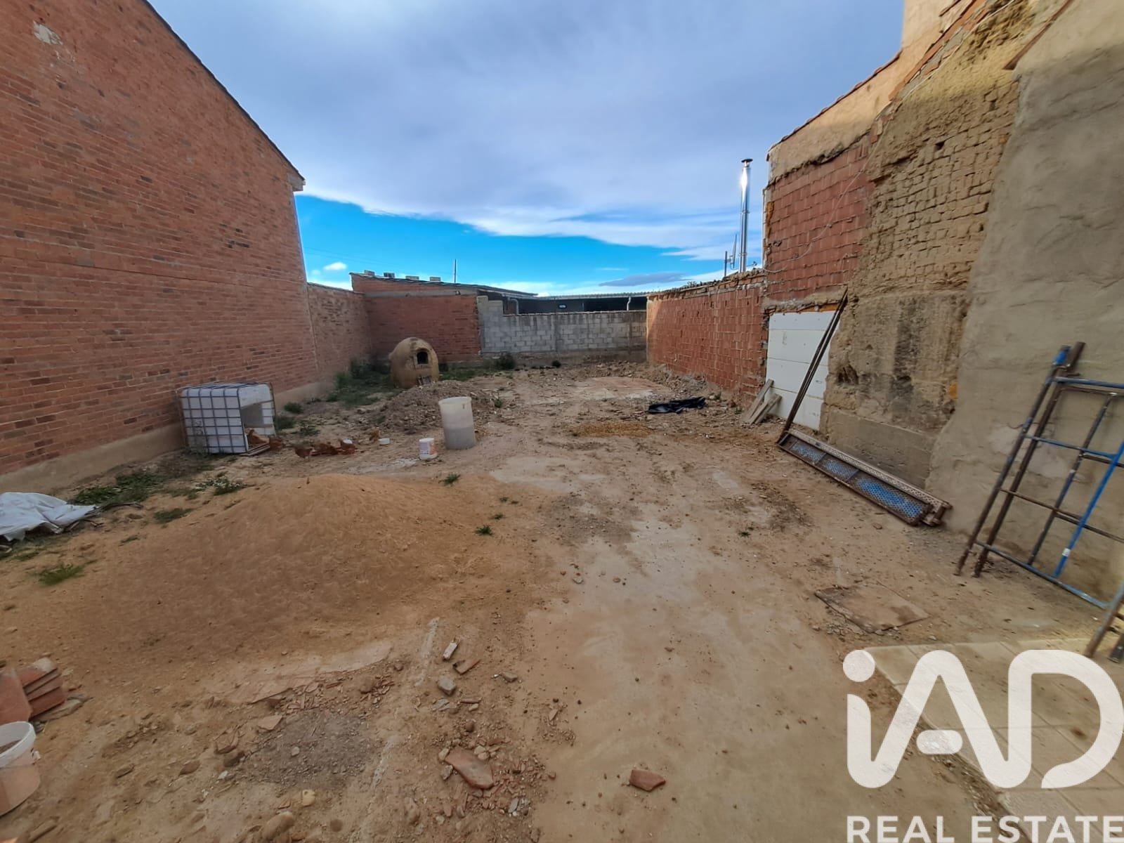 Land plot in Leon, Spain 204 sq.m. No. 185300
