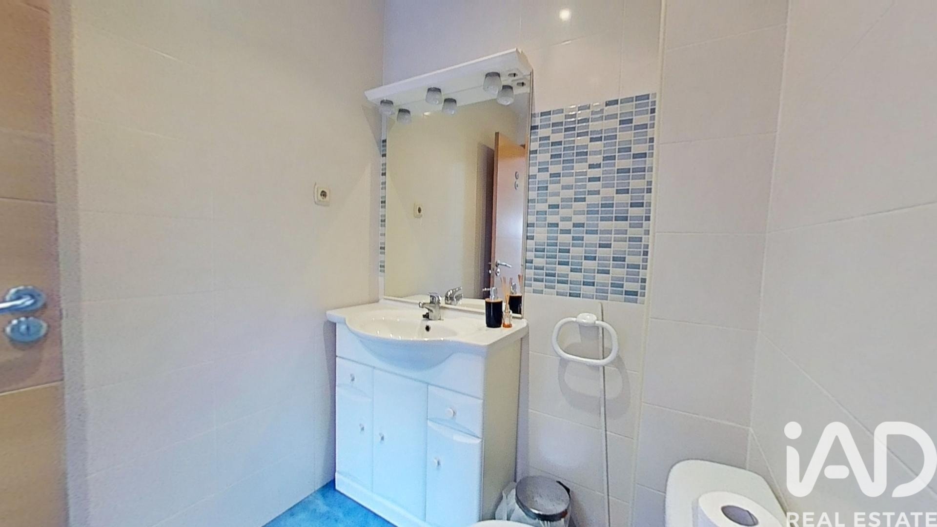 Commercial property à Segur de Calafell, Tarragona, Espagne 1 chambre, 41 m2 No. 185296