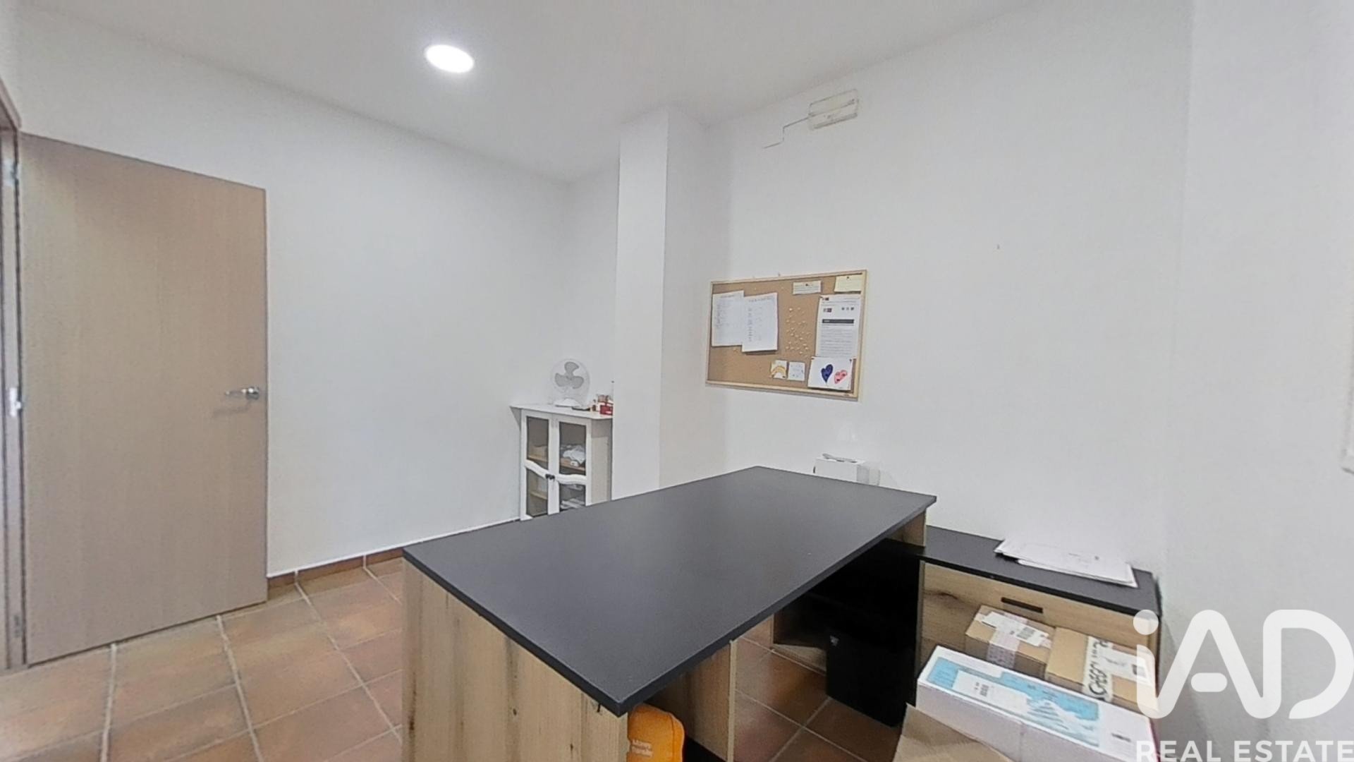 Commercial property à Segur de Calafell, Tarragona, Espagne 1 chambre, 41 m2 No. 185296