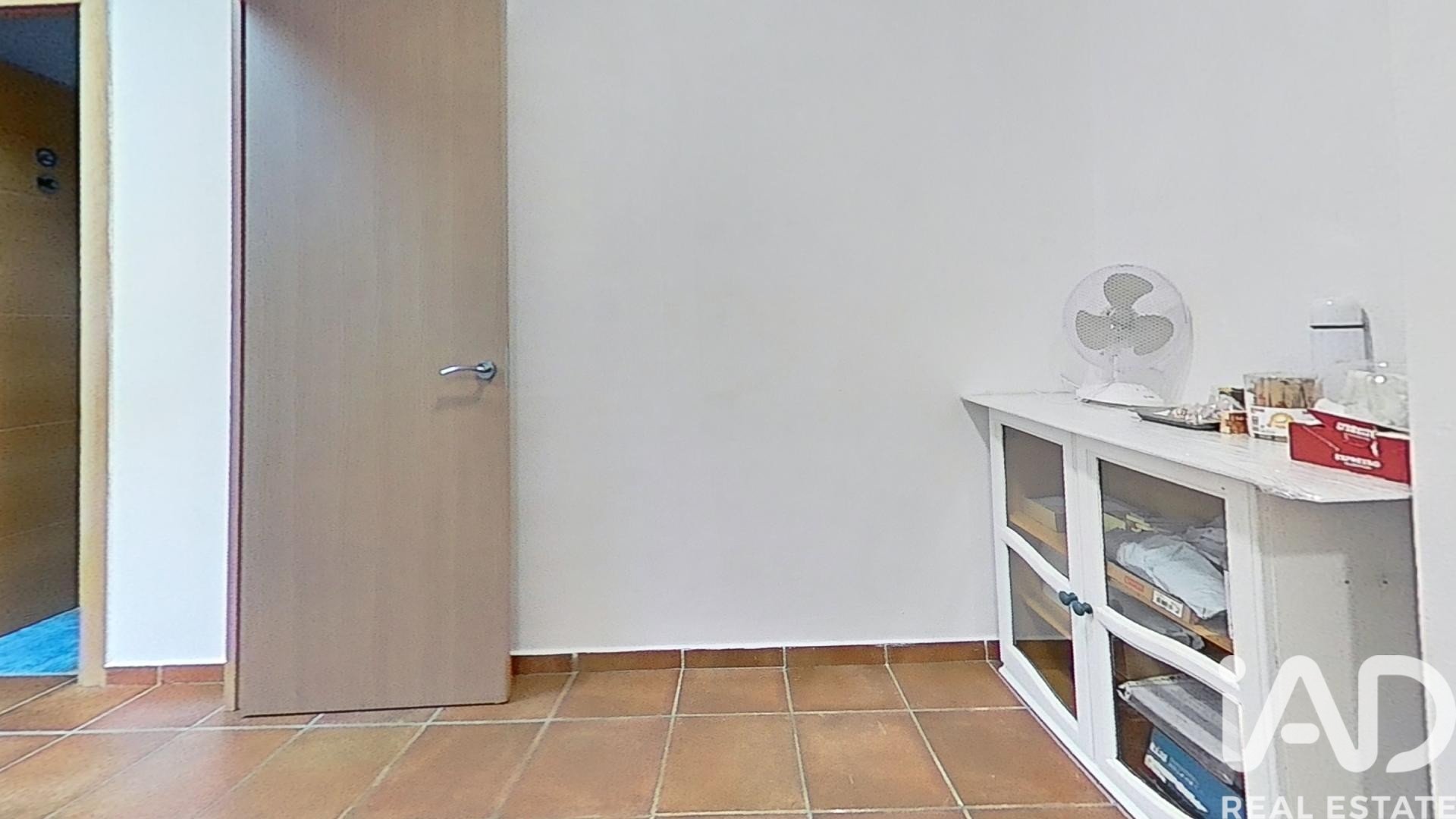 Commercial property à Segur de Calafell, Tarragona, Espagne 1 chambre, 41 m2 No. 185296