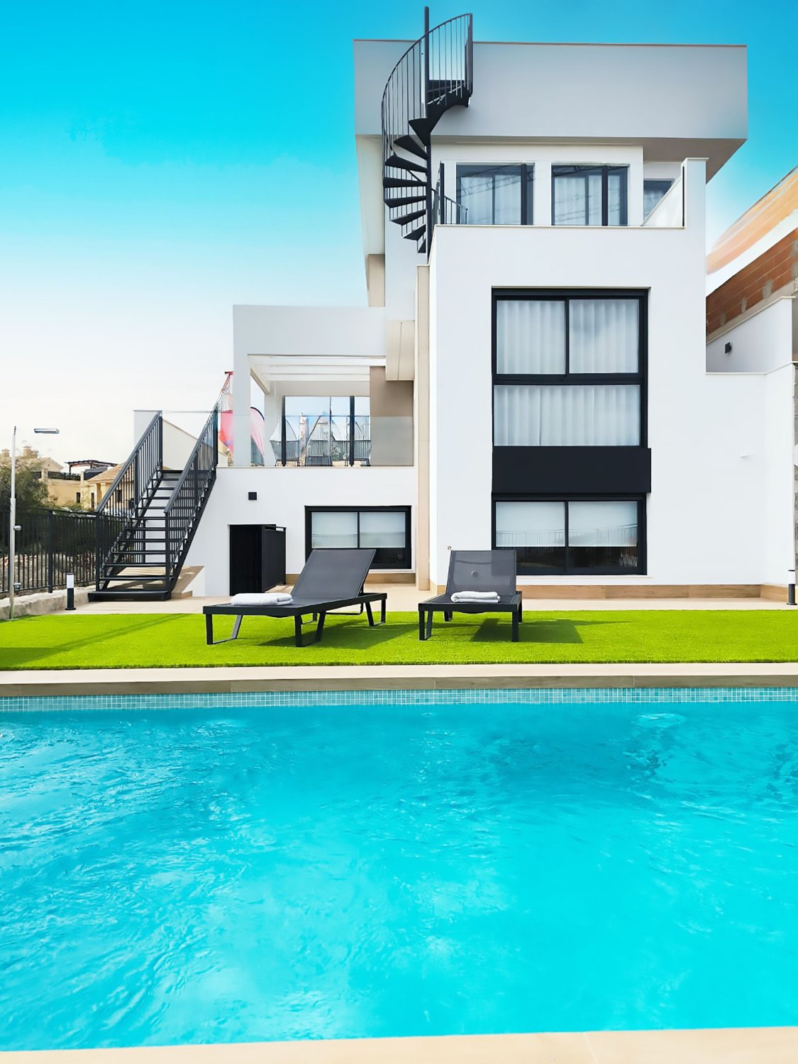 Huvila Lomas De La Juliana, Alicante, Espanja 6 makuuhuonetta, 436 m2 No. 163559