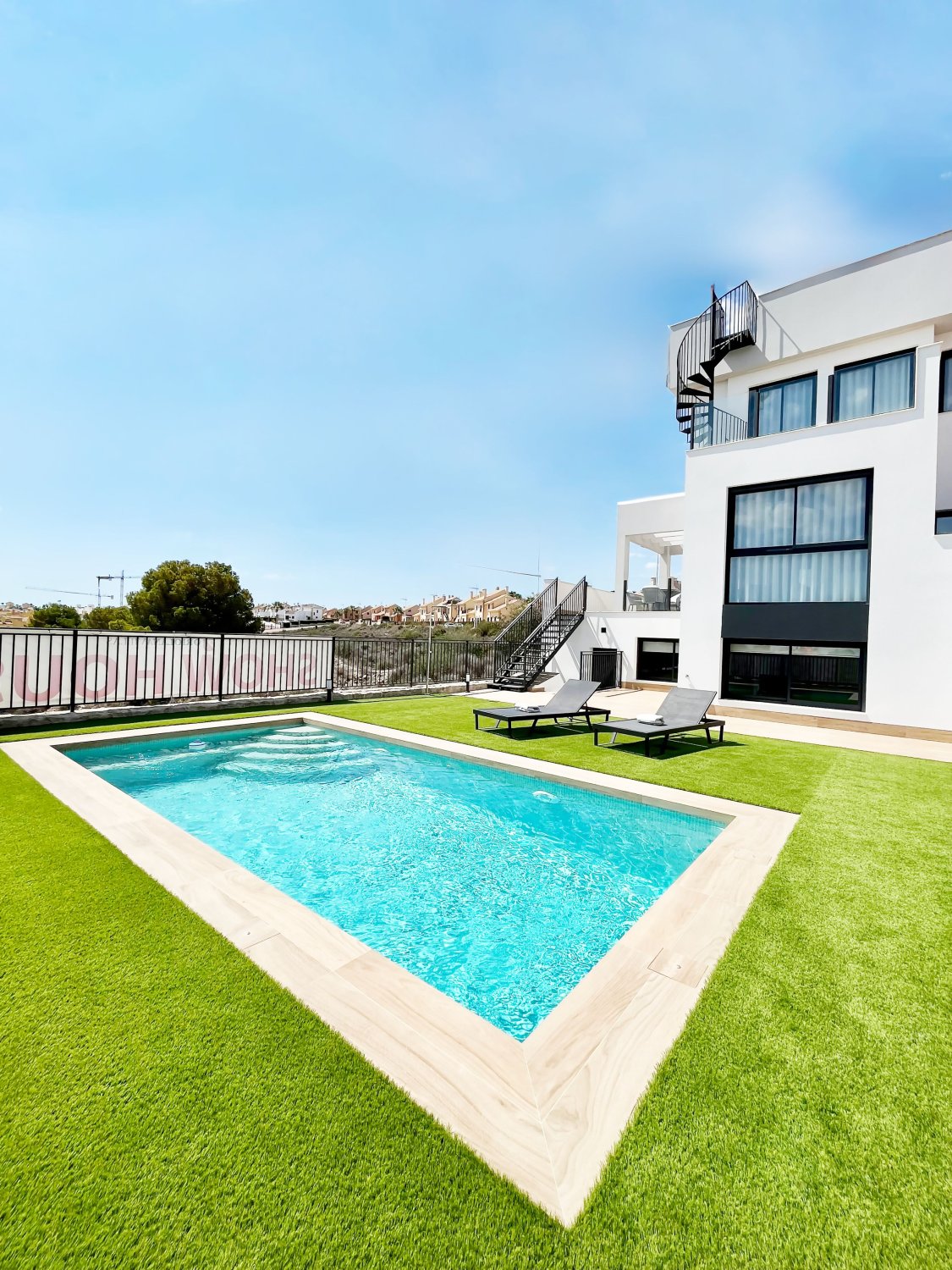 Huvila Lomas De La Juliana, Alicante, Espanja 6 makuuhuonetta, 436 m2 No. 163559