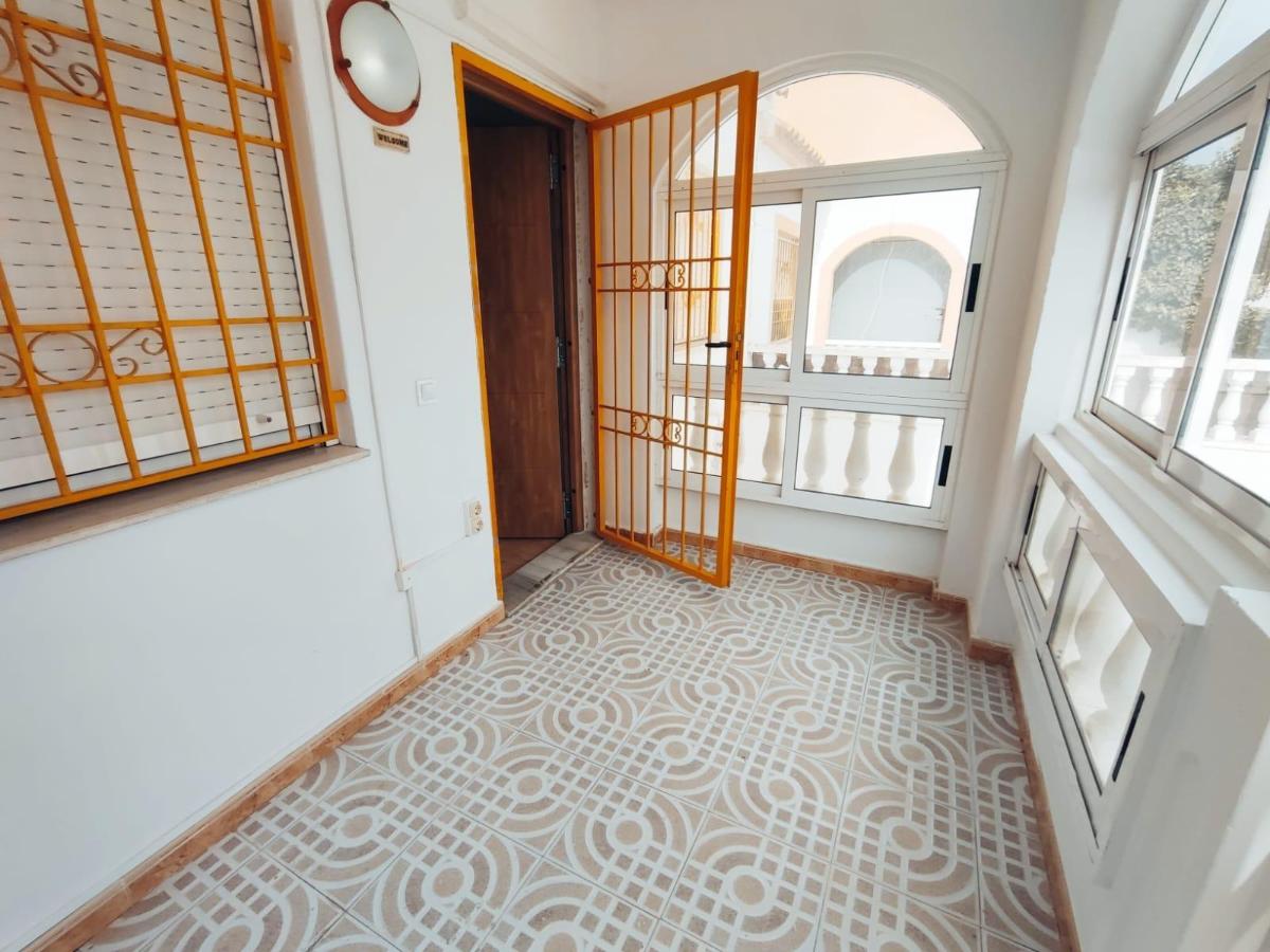 Dom w Torrevieja, Alicante, Hiszpania 2 sypialnie, 53 mkw. nr 183851
