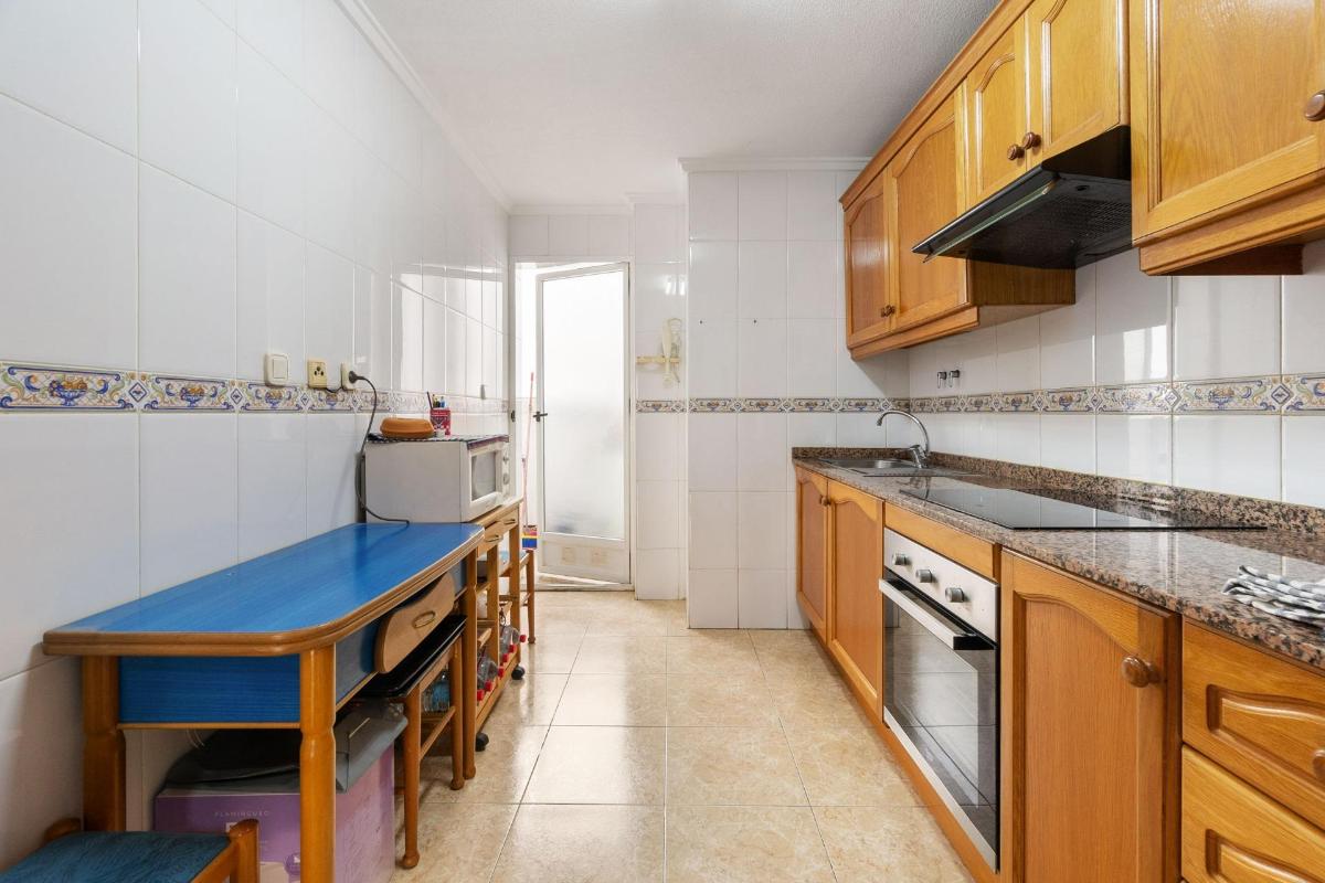 Huoneisto Torrevieja, Alicante, Espanja 3 makuuhuonetta, 96 m2 No. 183848