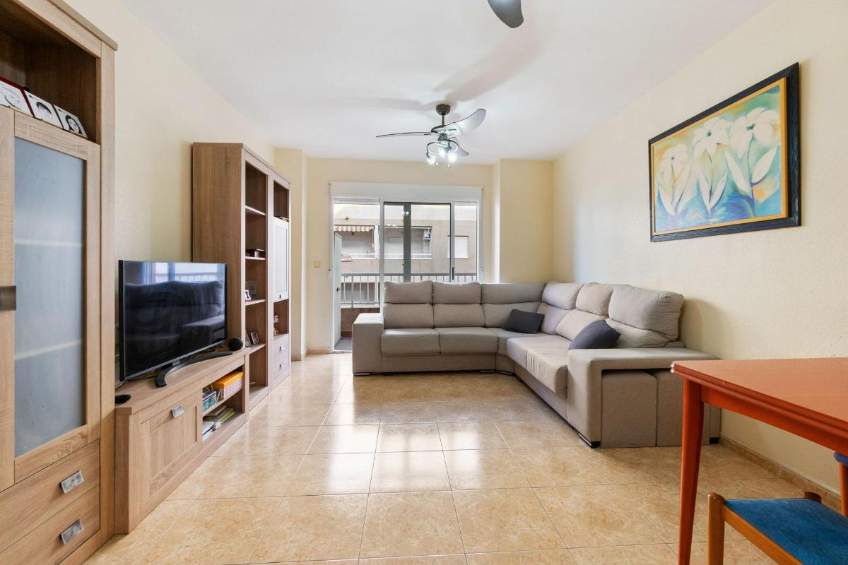 Huoneisto Torrevieja, Alicante, Espanja 3 makuuhuonetta, 96 m2 No. 183848