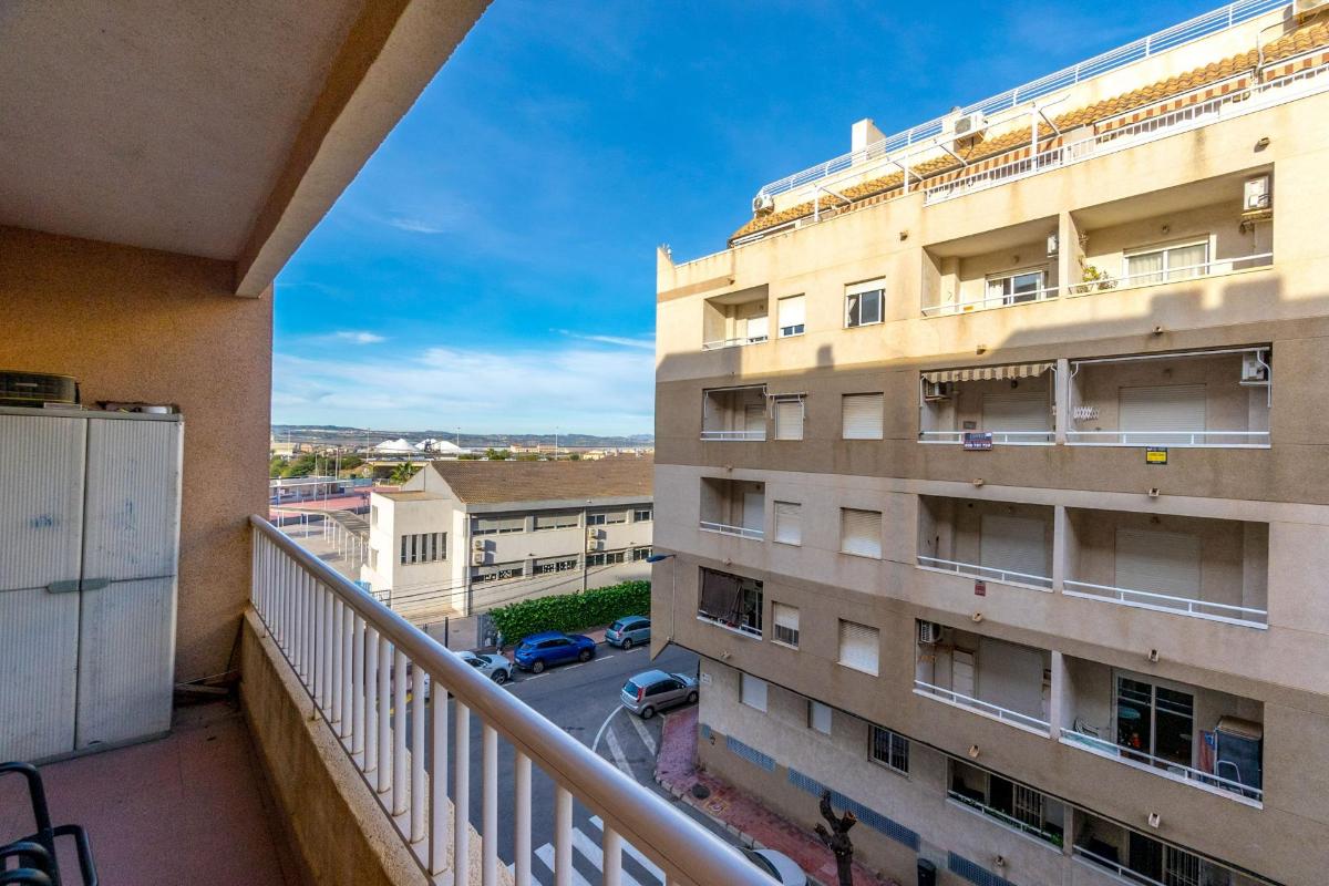 Huoneisto Torrevieja, Alicante, Espanja 3 makuuhuonetta, 96 m2 No. 183848