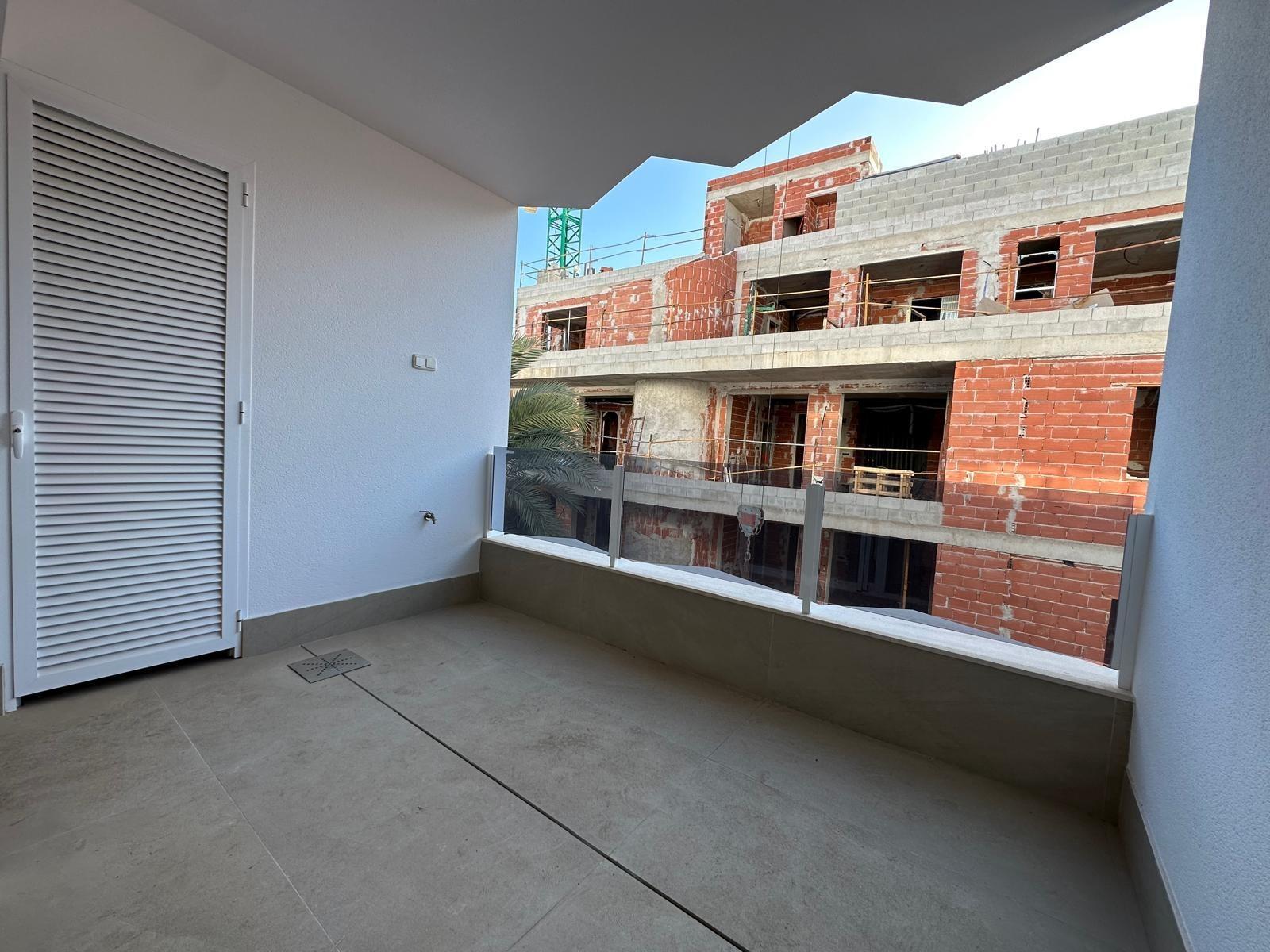 Apartment in Torrevieja, Alicante, Spain 2 bedrooms, 81 sq.m. No. 115829