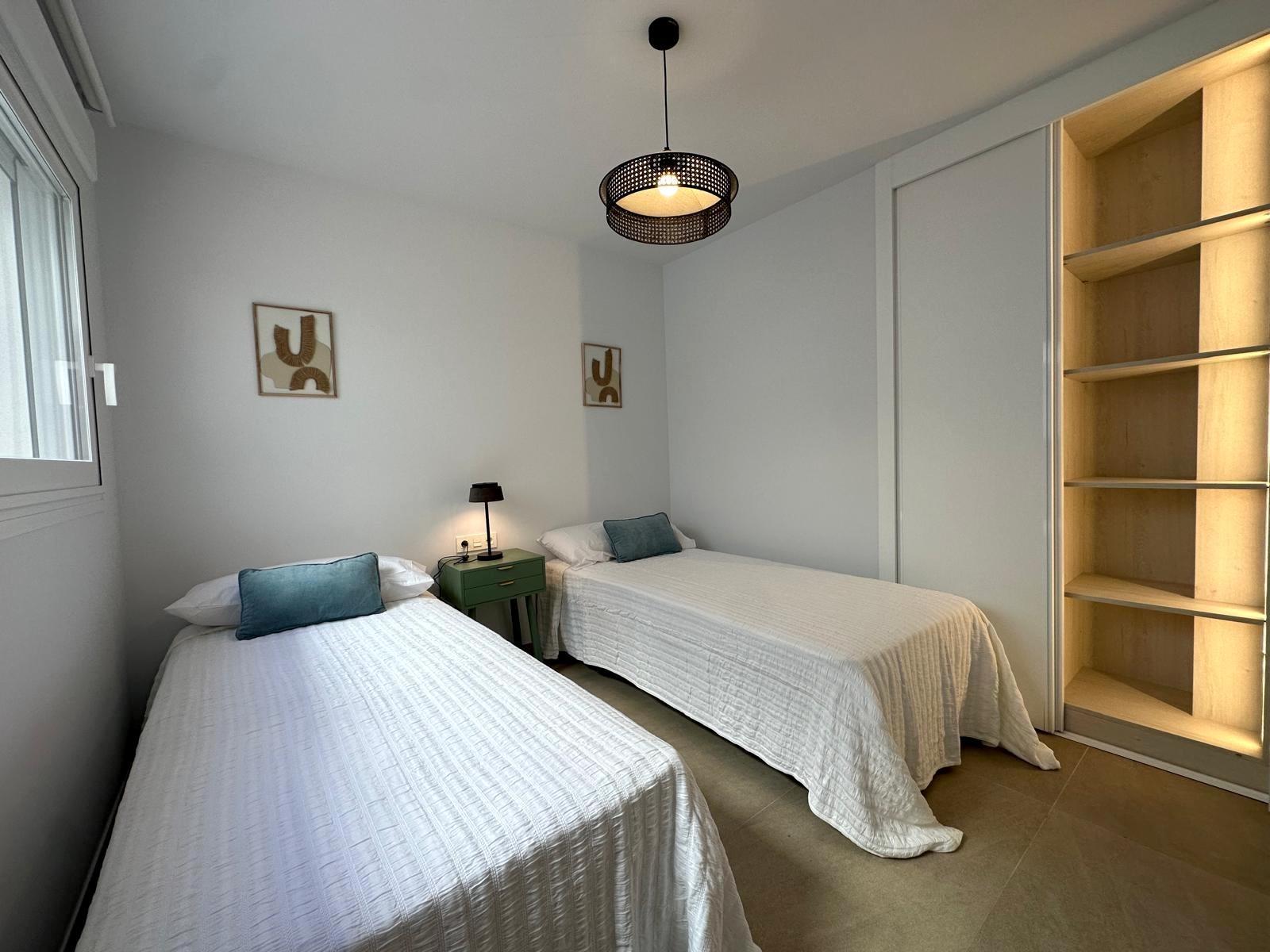 Apartment in Torrevieja, Alicante, Spain 2 bedrooms, 81 sq.m. No. 115829