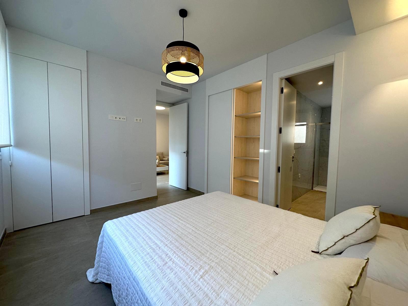 Apartment in Torrevieja, Alicante, Spain 2 bedrooms, 81 sq.m. No. 115829