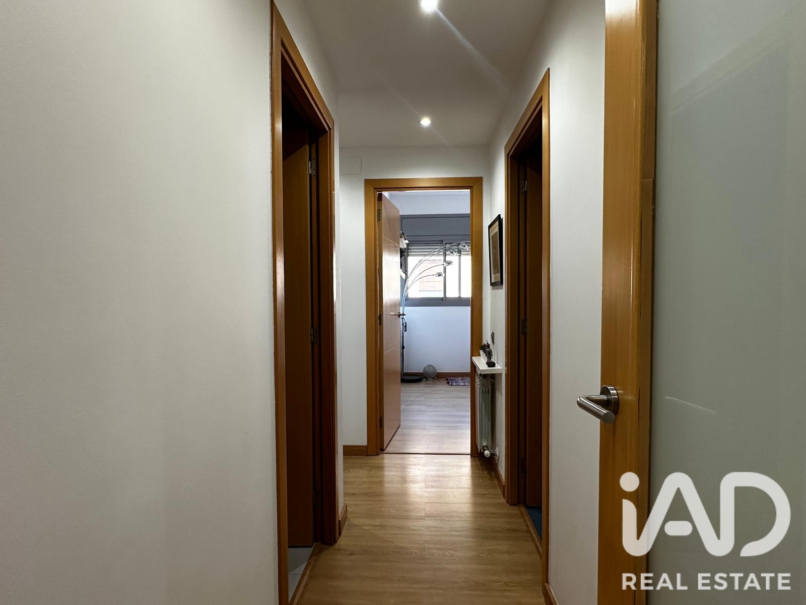 Apartamento en Barbera Del Valles, Barcelona, España 3 dormitorios, 95 m2 No. 192166