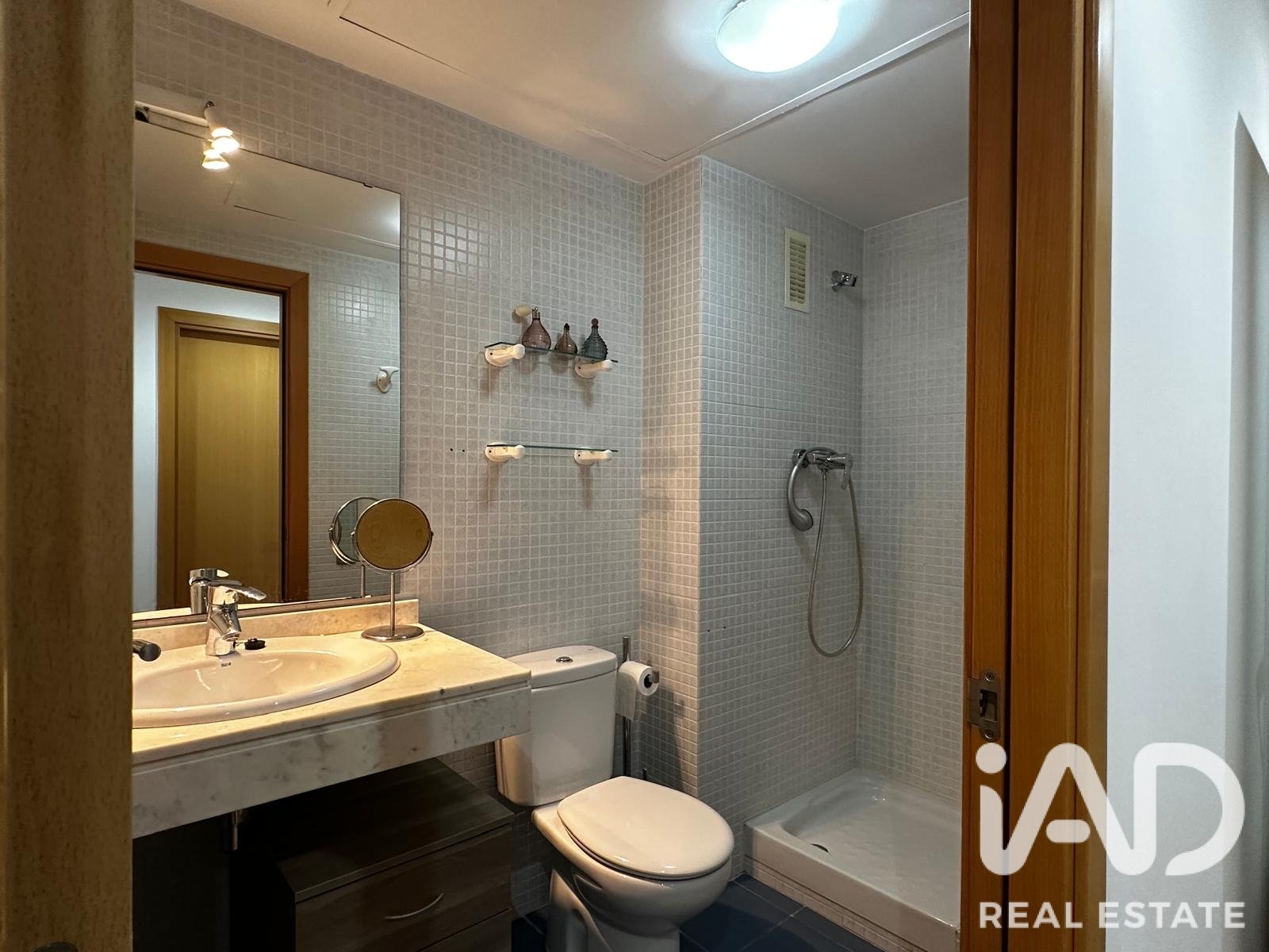 Apartamento en Barbera Del Valles, Barcelona, España 3 dormitorios, 95 m2 No. 192166