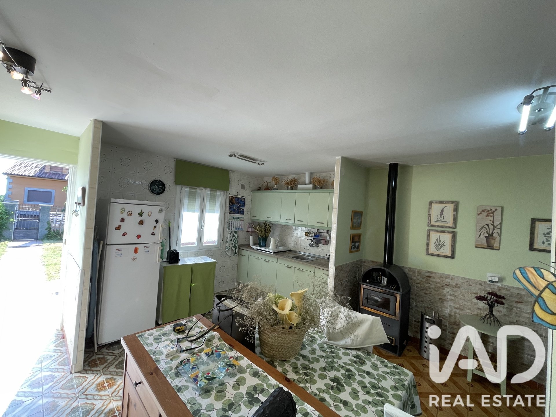 Talo Chozas de Abajo, Leon, Espanja 2 makuuhuonetta, 98 m2 No. 192164