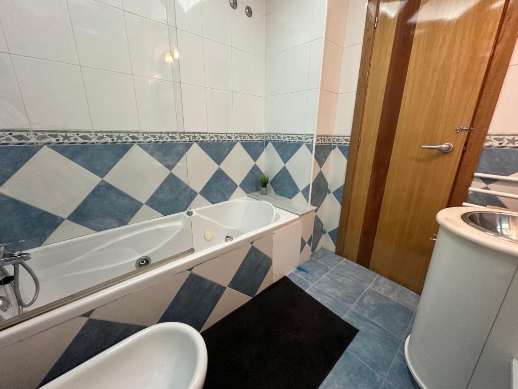 Apartament w Torrevieja, Alicante, Hiszpania 2 sypialnie, 112 mkw. nr 145361