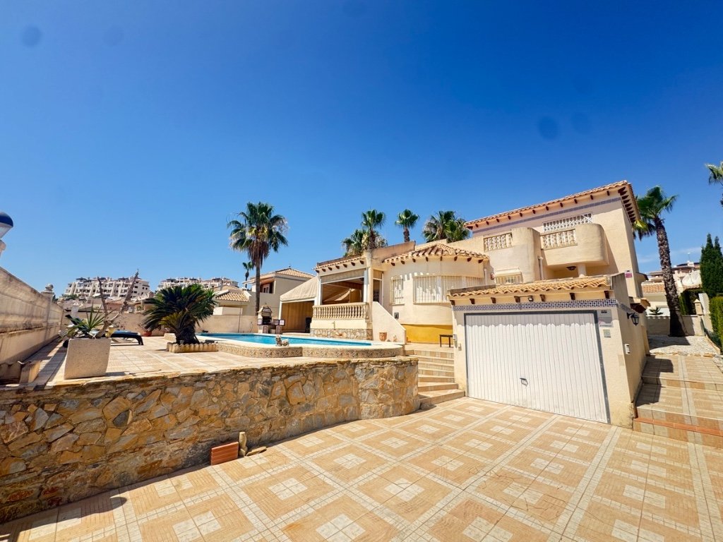 Villa en Las Ramblas, Alicante, España 3 dormitorios, 132 m2 No. 145364