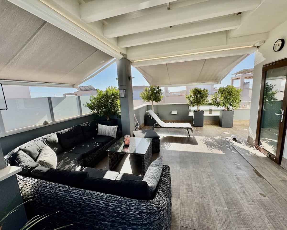 Villa a Ciudad Quesada, Alicante, Spagna 3 camere da letto, 101 mq. N° 112889