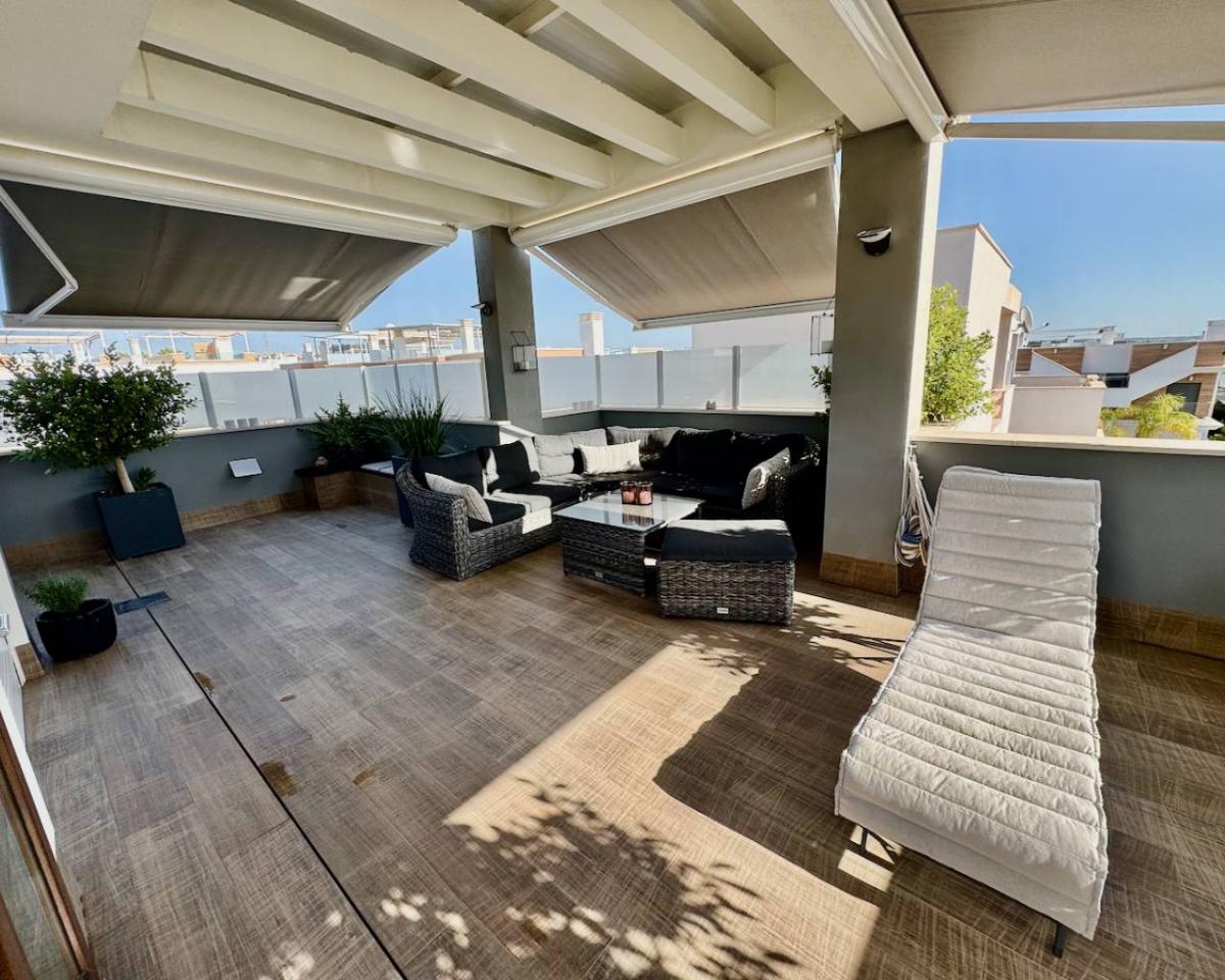 Villa a Ciudad Quesada, Alicante, Spagna 3 camere da letto, 101 mq. N° 112889