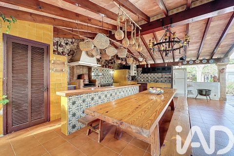 Māja Pollenca, Mallorca, Spānijā 6 istabas, 587 m2 Nr. 173292