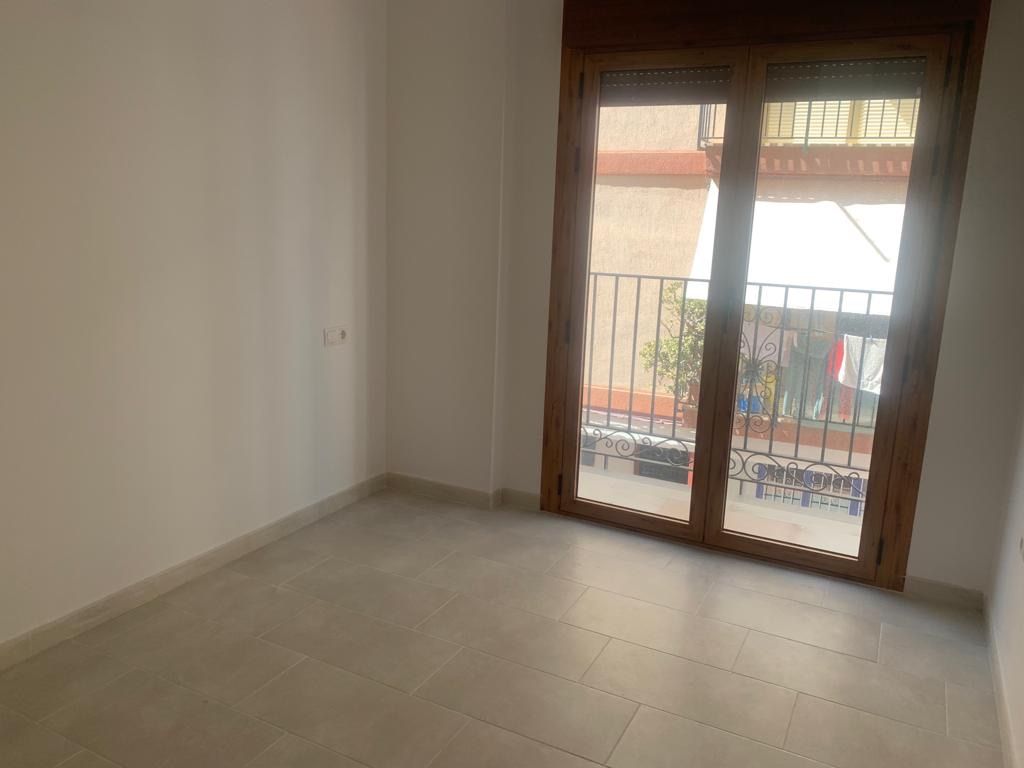 Apartment in Benidorm, Alicante, Spain 6 bedrooms,  No. 95616