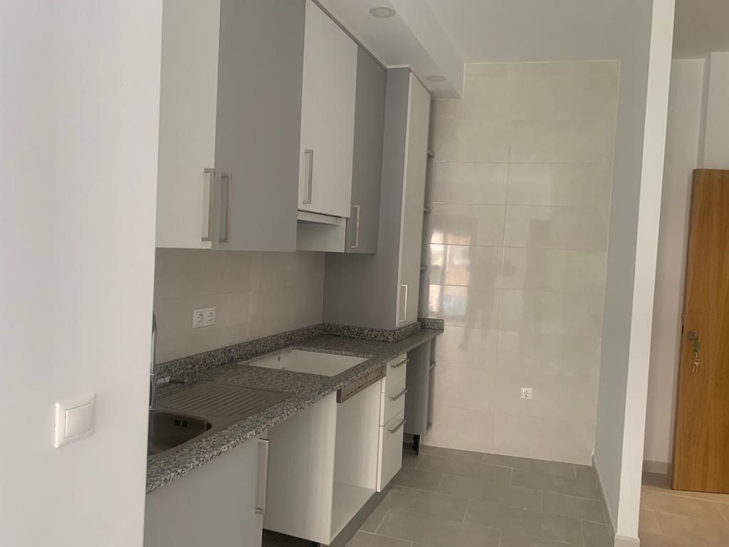 Apartment in Benidorm, Alicante, Spain 6 bedrooms,  No. 95616