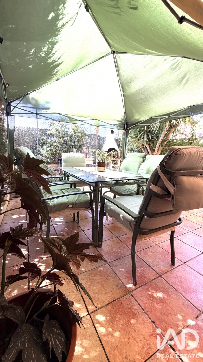 Townhouse in Alicante, Spain 5 bedrooms, 245 sq.m. No. 196562
