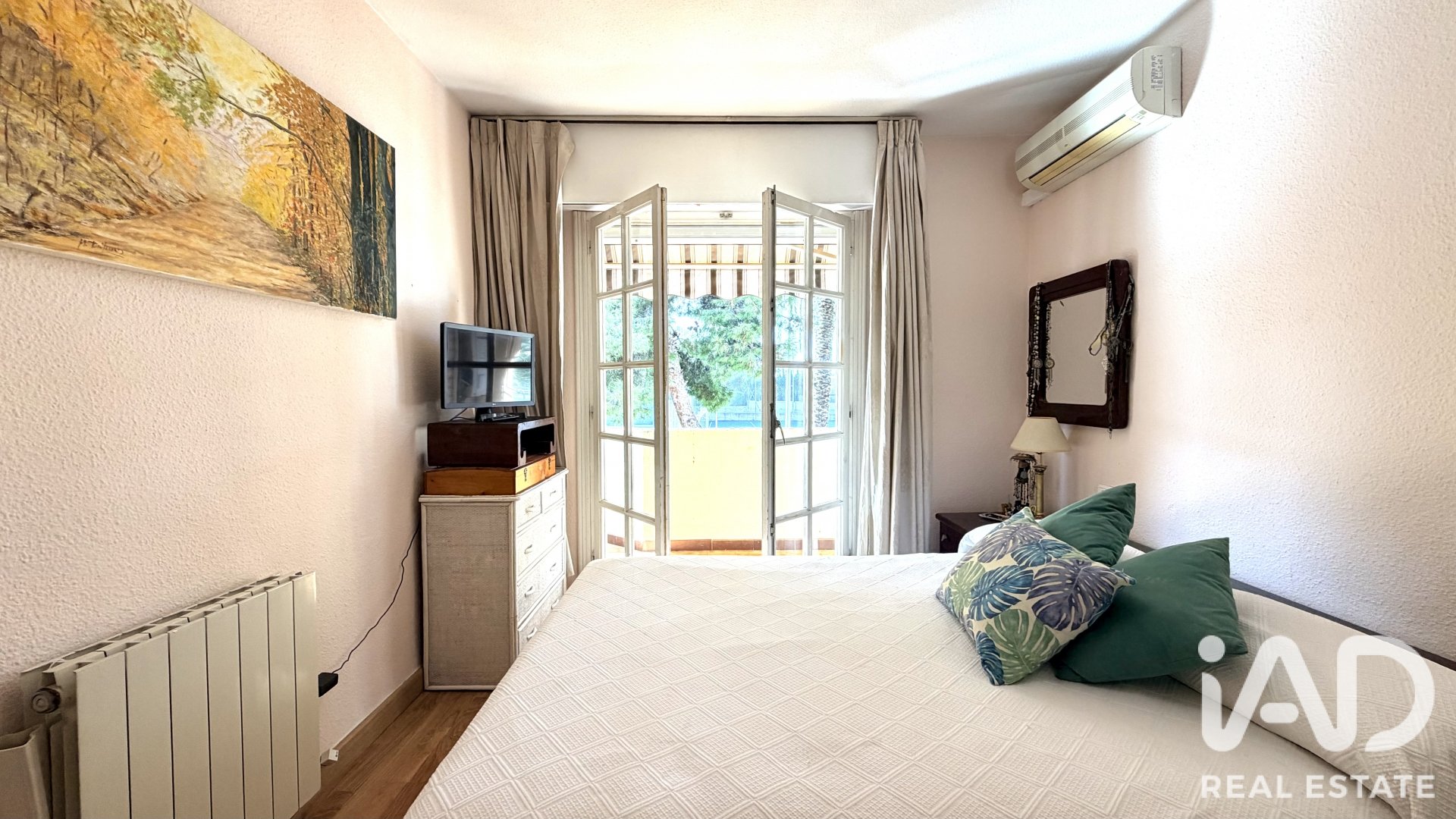 Townhouse in Alicante, Spain 5 bedrooms, 245 sq.m. No. 196562