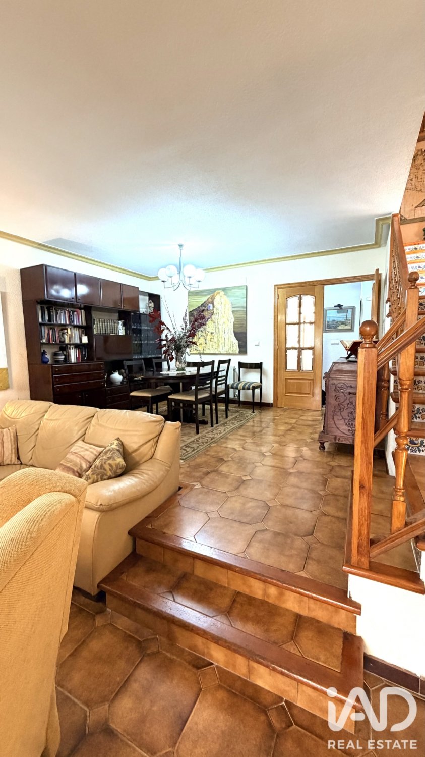 Townhouse in Alicante, Spain 5 bedrooms, 245 sq.m. No. 196562