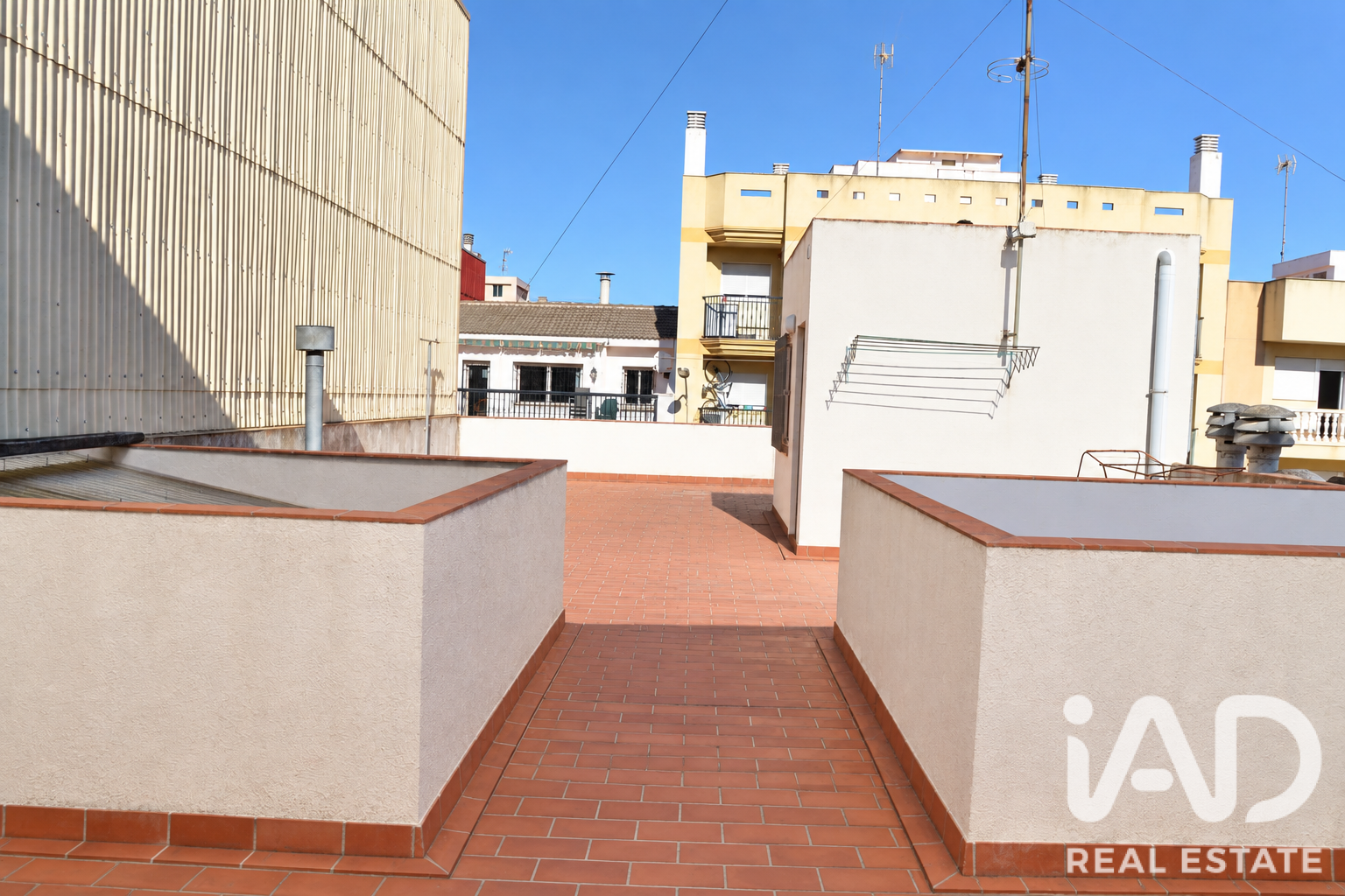 Māja Vinaros, Castellon, Spānijā 4 istabas, 283 m2 Nr. 196561