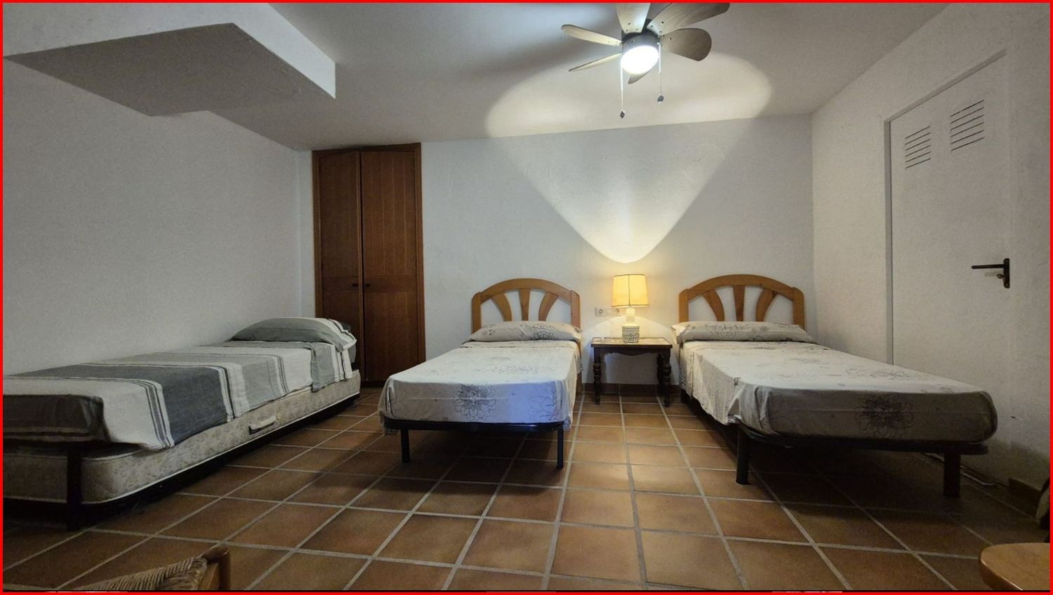 Bungalow i Moraira, Alicante, Spanien 3 sovrum, 93 kvm. Nr. 180069