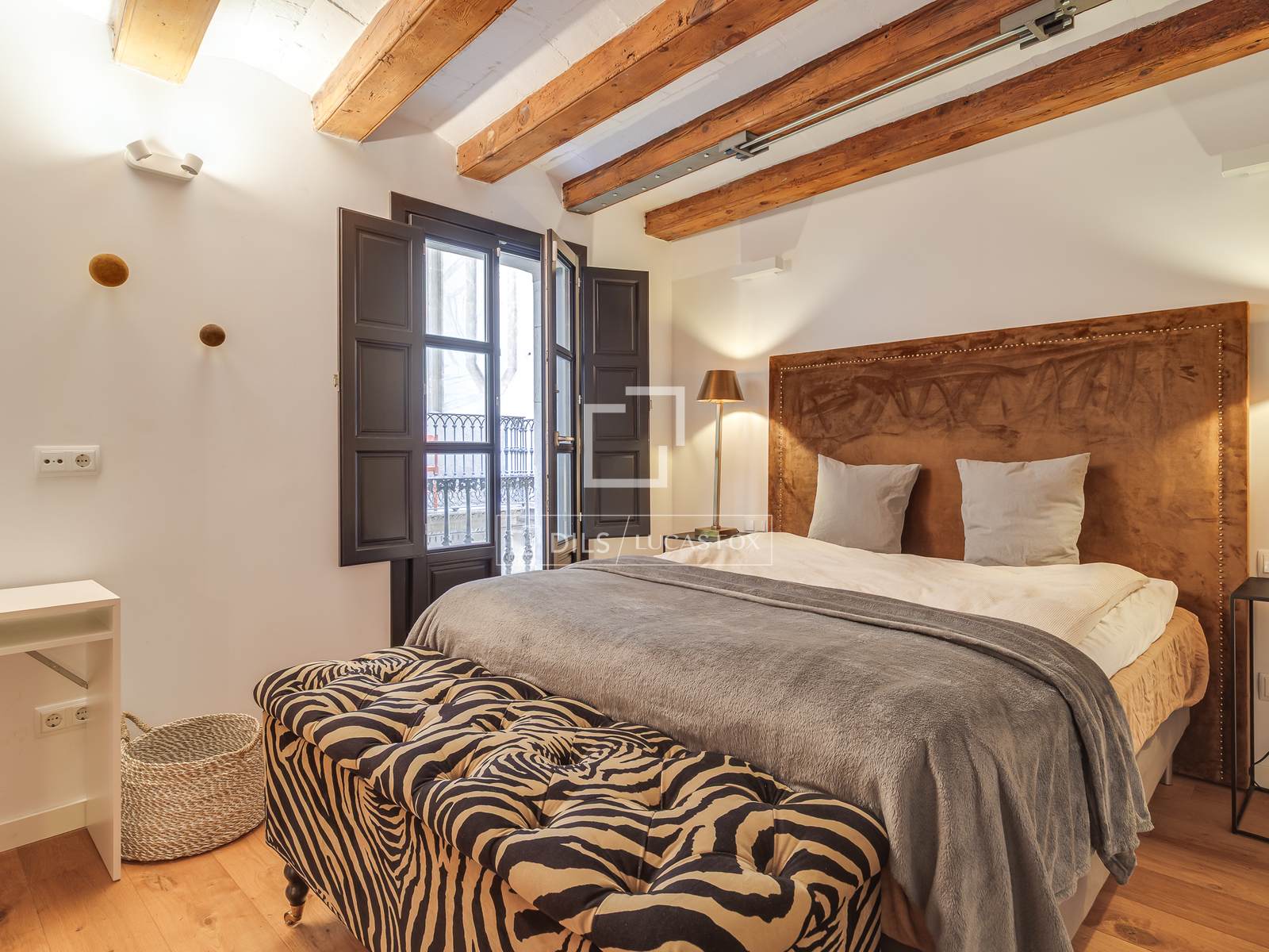 Huoneisto Barcelona, Espanja 3 makuuhuonetta, 91 m2 No. 167963