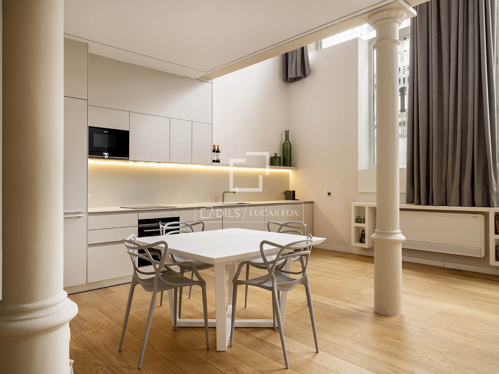 Apartment à Barcelona, Espagne 1 chambre, 173 m2 No. 167964