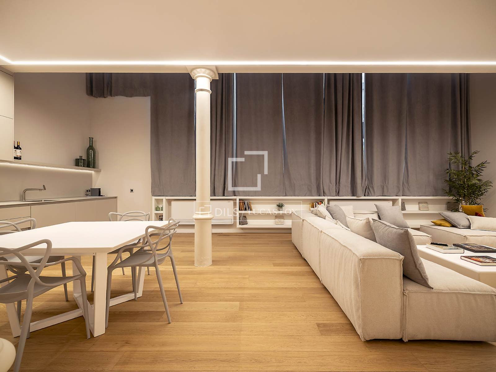 Apartment à Barcelona, Espagne 1 chambre, 173 m2 No. 167964