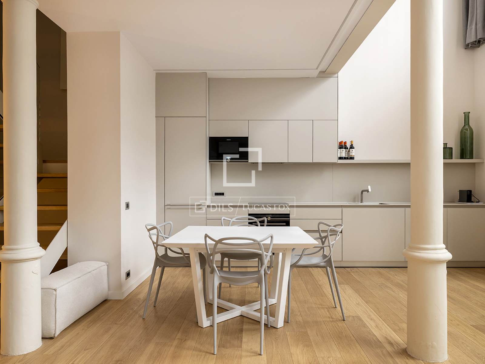 Apartment à Barcelona, Espagne 1 chambre, 173 m2 No. 167964