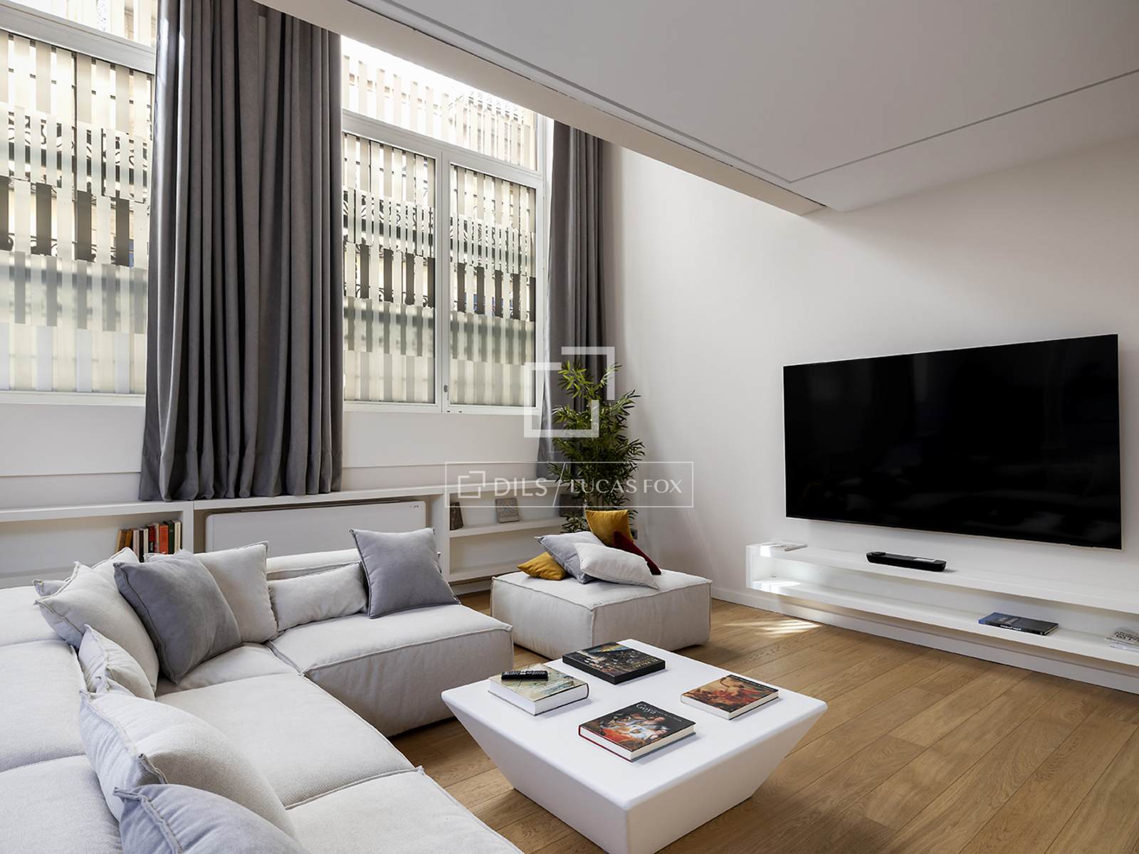 Apartment à Barcelona, Espagne 1 chambre, 173 m2 No. 167964
