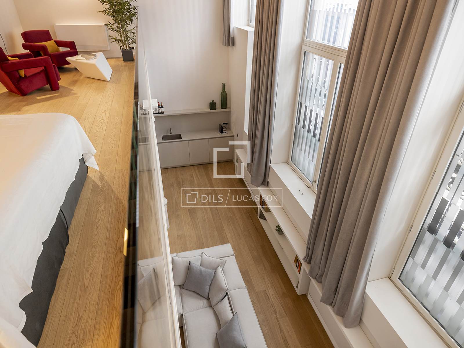 Apartment à Barcelona, Espagne 1 chambre, 173 m2 No. 167964