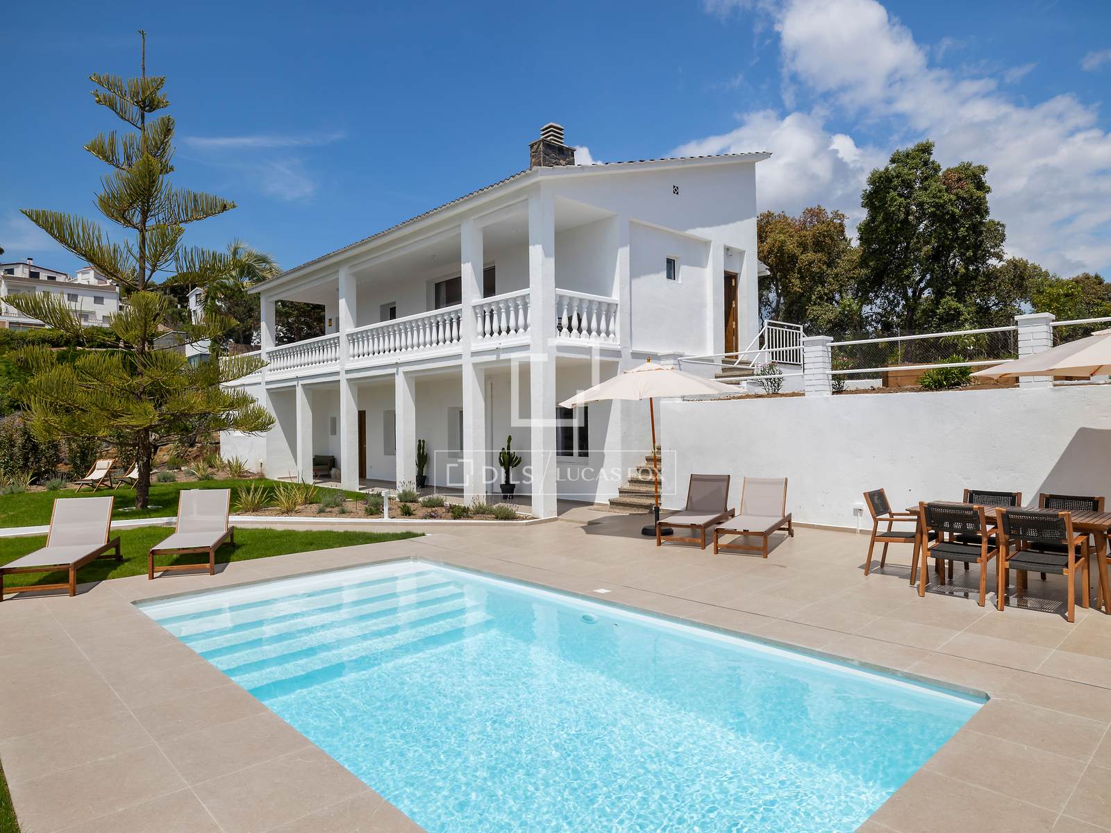 Villa i Sant Pol de Mar, Barcelona, Spanien 4 sovrum, 250 kvm. Nr. 167961