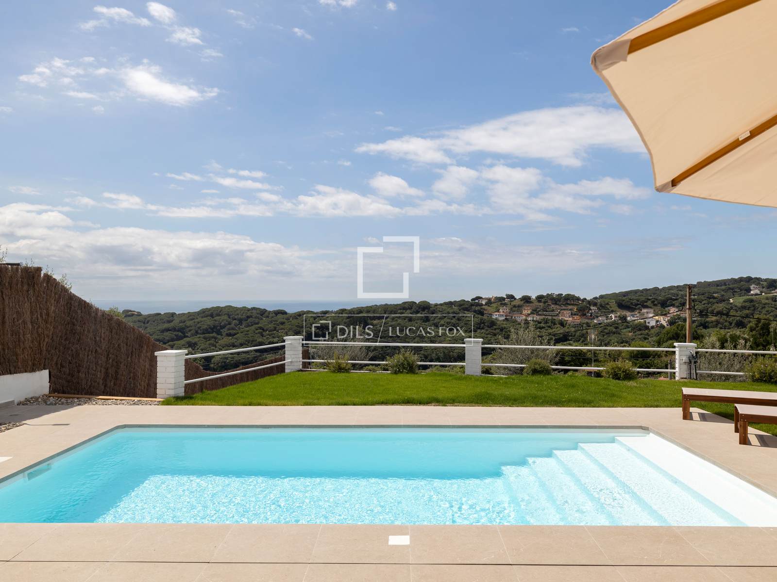 Villa i Sant Pol de Mar, Barcelona, Spanien 4 sovrum, 250 kvm. Nr. 167961
