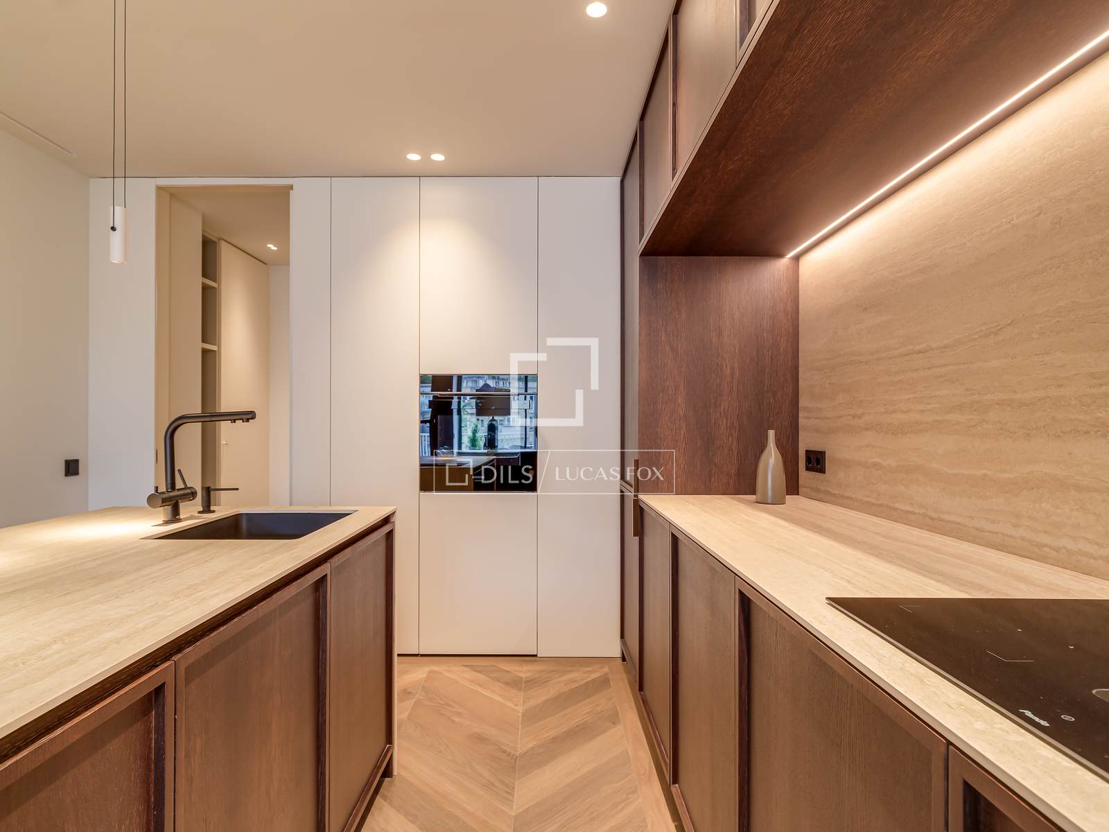 Wohnung in Barcelona, Spanien 3 Schlafzimmer, 211 m2 Nr. 167959